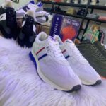 SHOE/SNEAKERS